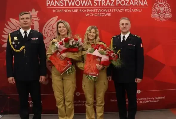 Nowe funkcjonariuszki w szeregach KM PSP w Chorzowie – uroczyste ślubowanie
