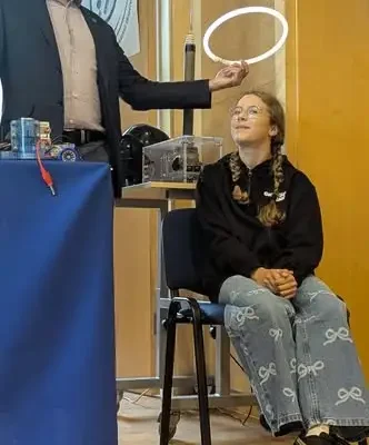 Uczniowie z Chorzowa zgłębiali tajniki fizyki i inżynierii na Uniwersytecie Śląskim