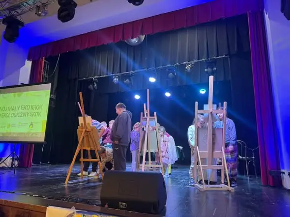 Eko Skok w Starochorzowskim Domu Kultury – dzieci uczą się ekologii przez muzykę